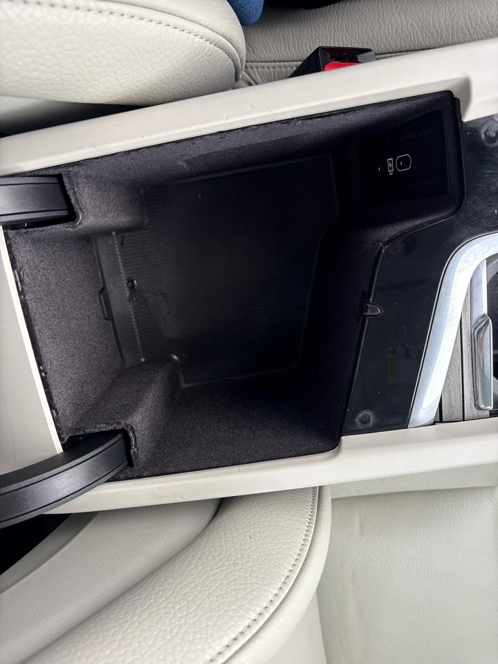 Volvo S60 B5 FWD Plus Dark Theme 2023