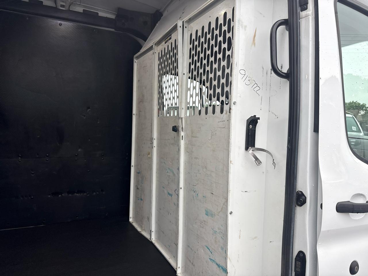 Ford Transit Van T-150 148" Med Rf 8600 GVWR Sliding RH Dr 2019