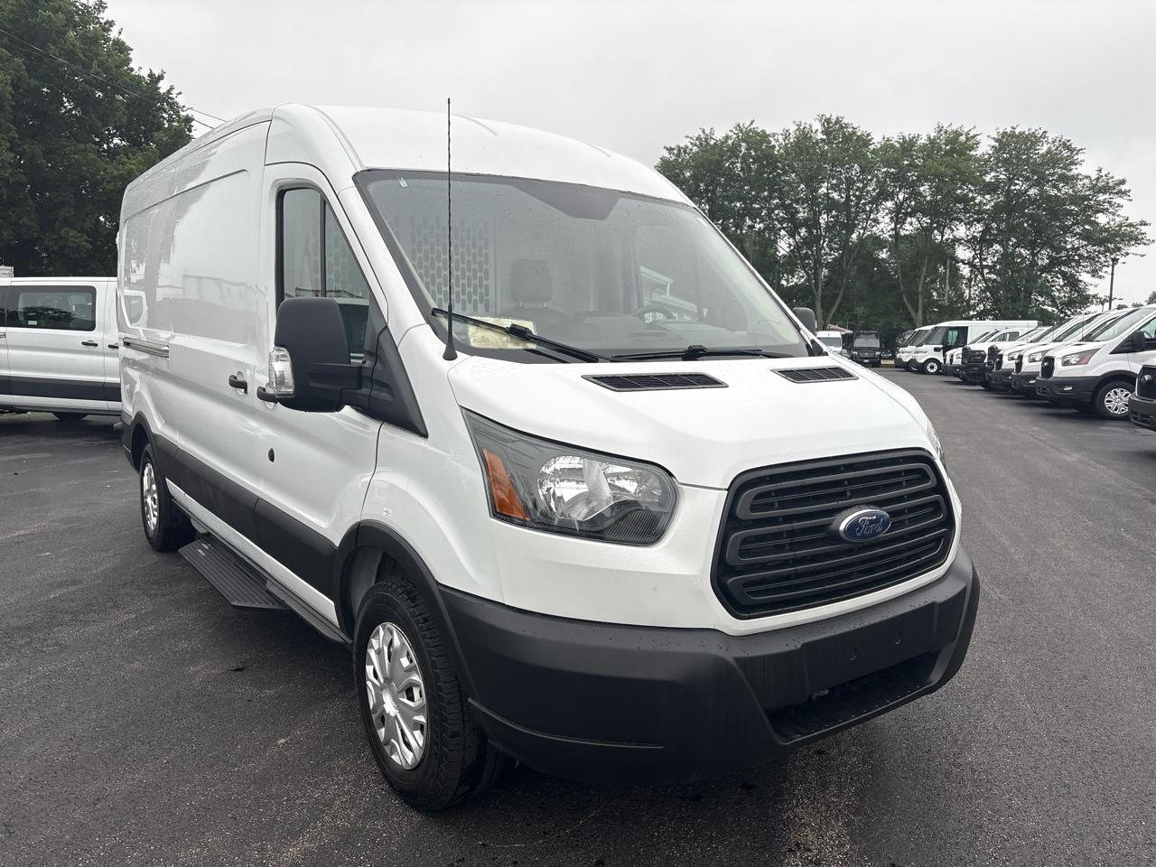 Ford Transit Van T-150 148" Med Rf 8600 GVWR Sliding RH Dr 2019