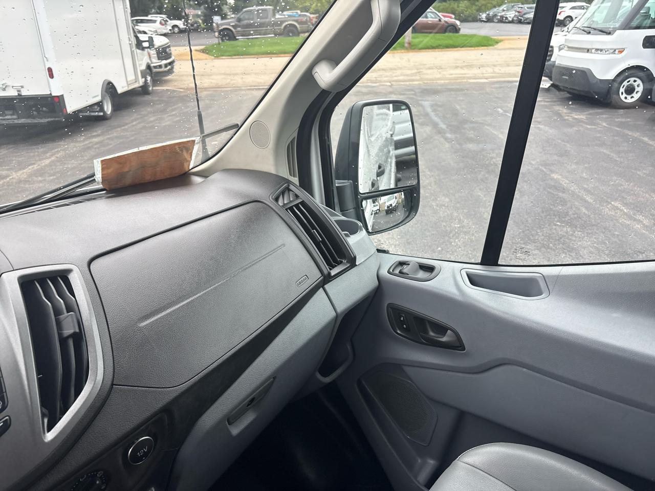 Ford Transit Van T-150 148" Med Rf 8600 GVWR Sliding RH Dr 2019