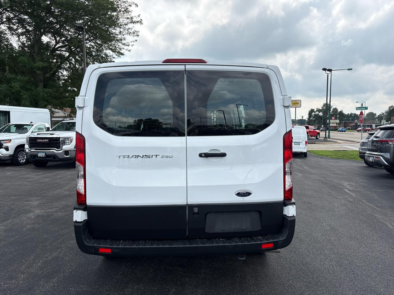 Ford Transit Cargo Van T-250 130" Low Rf 9070 GVWR RWD 2025