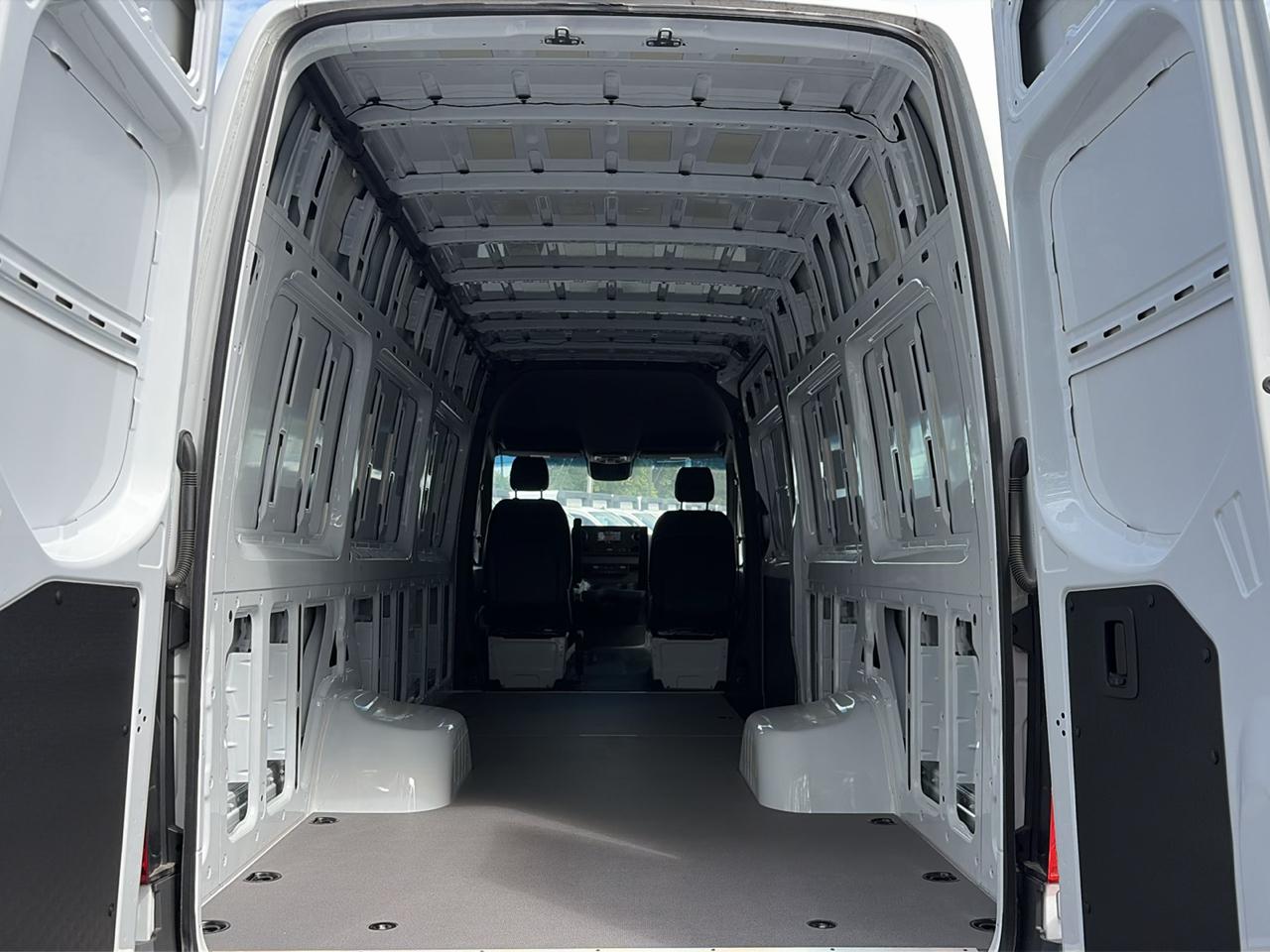 Mercedes-Benz Sprinter Cargo Van 3500XD High Roof I4 Diesel HO 170" Extended RWD 2024