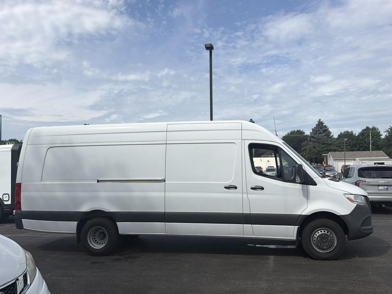 Mercedes-Benz Sprinter Cargo Van 3500XD High Roof I4 Diesel HO 170" Extended RWD 2024