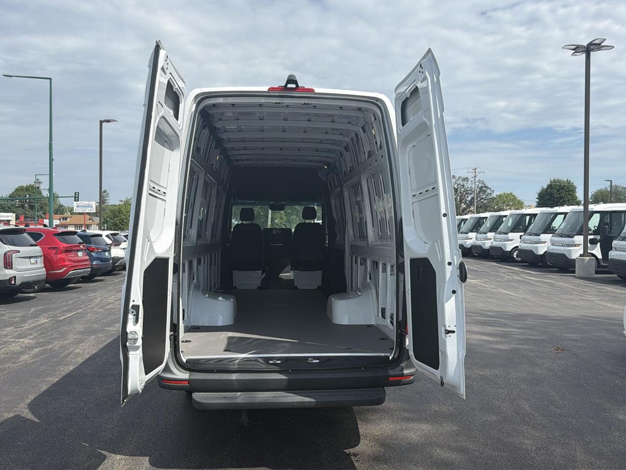 Mercedes-Benz Sprinter Cargo Van 3500XD High Roof I4 Diesel HO 170" Extended RWD 2024