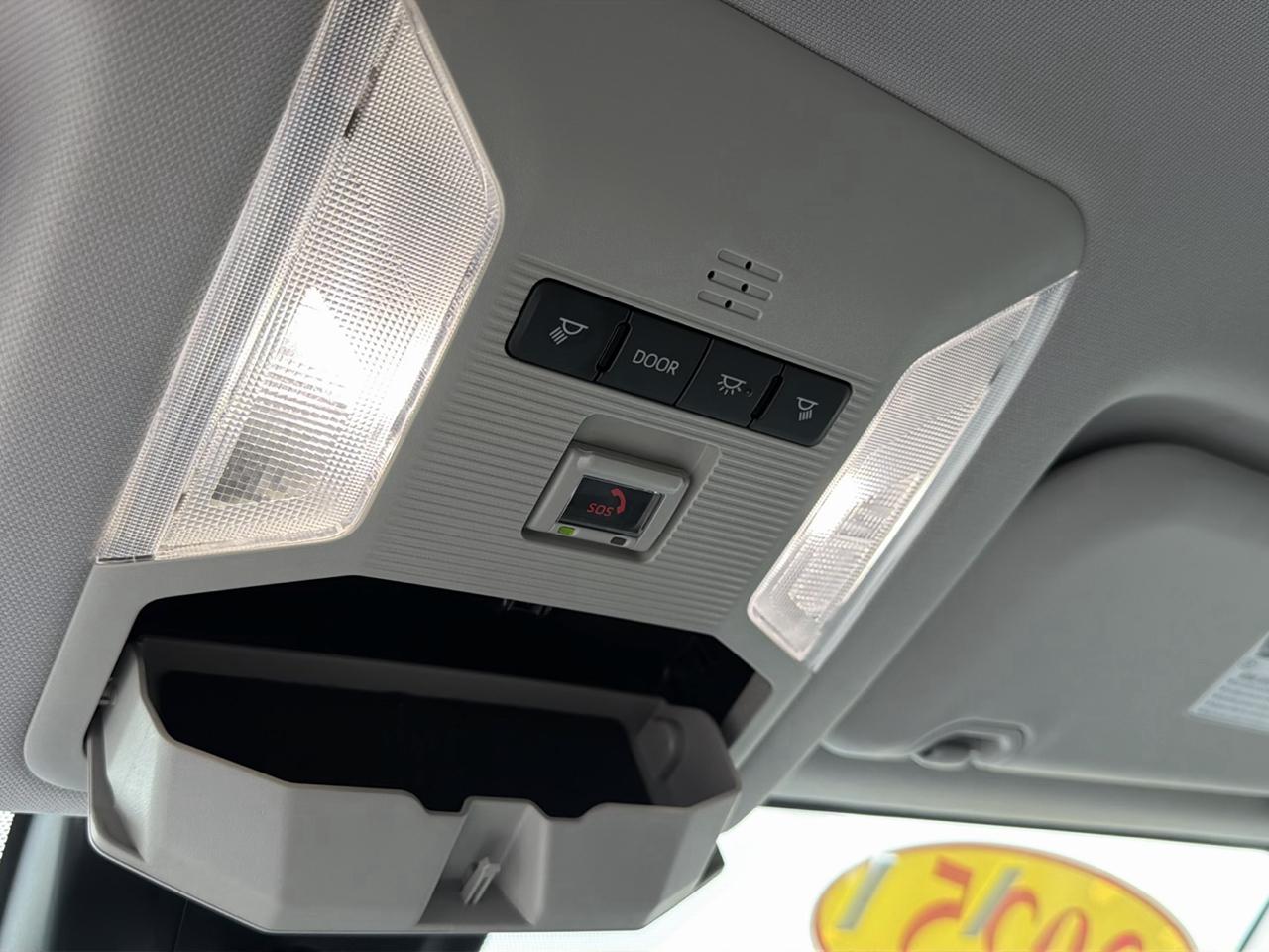 Toyota RAV4 LE FWD (Natl) 2025