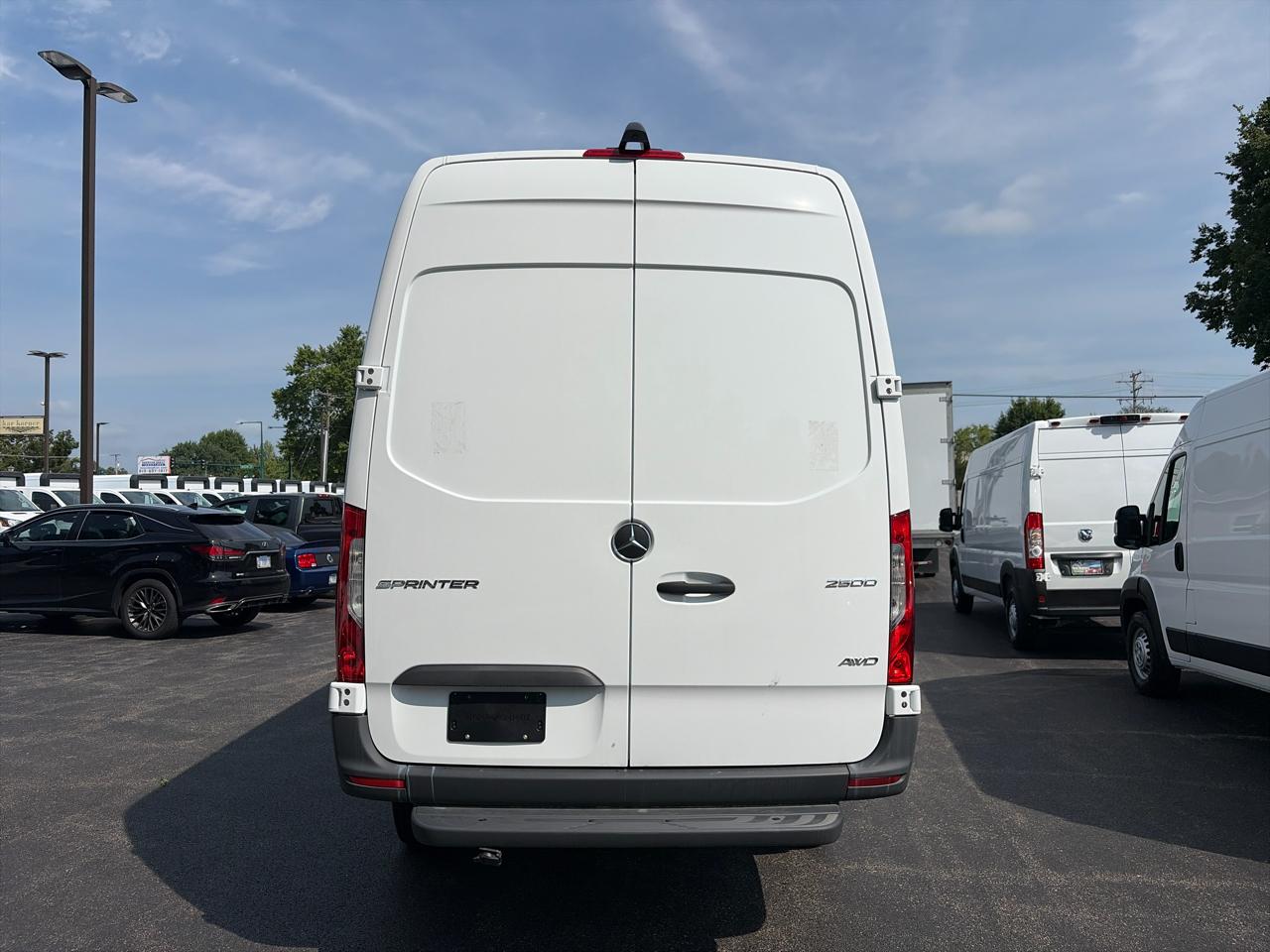 Mercedes-Benz Sprinter Cargo Van 2500 High Roof I4 Diesel HO 170" AWD 2025