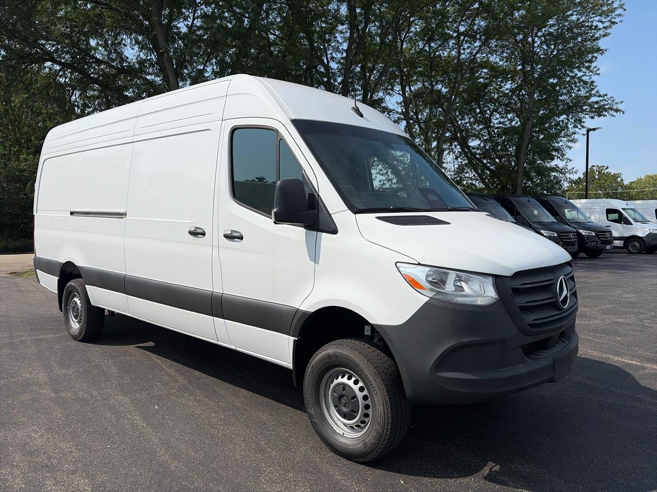 Mercedes-Benz Sprinter Cargo Van 2500 High Roof I4 Diesel HO 170" AWD 2025