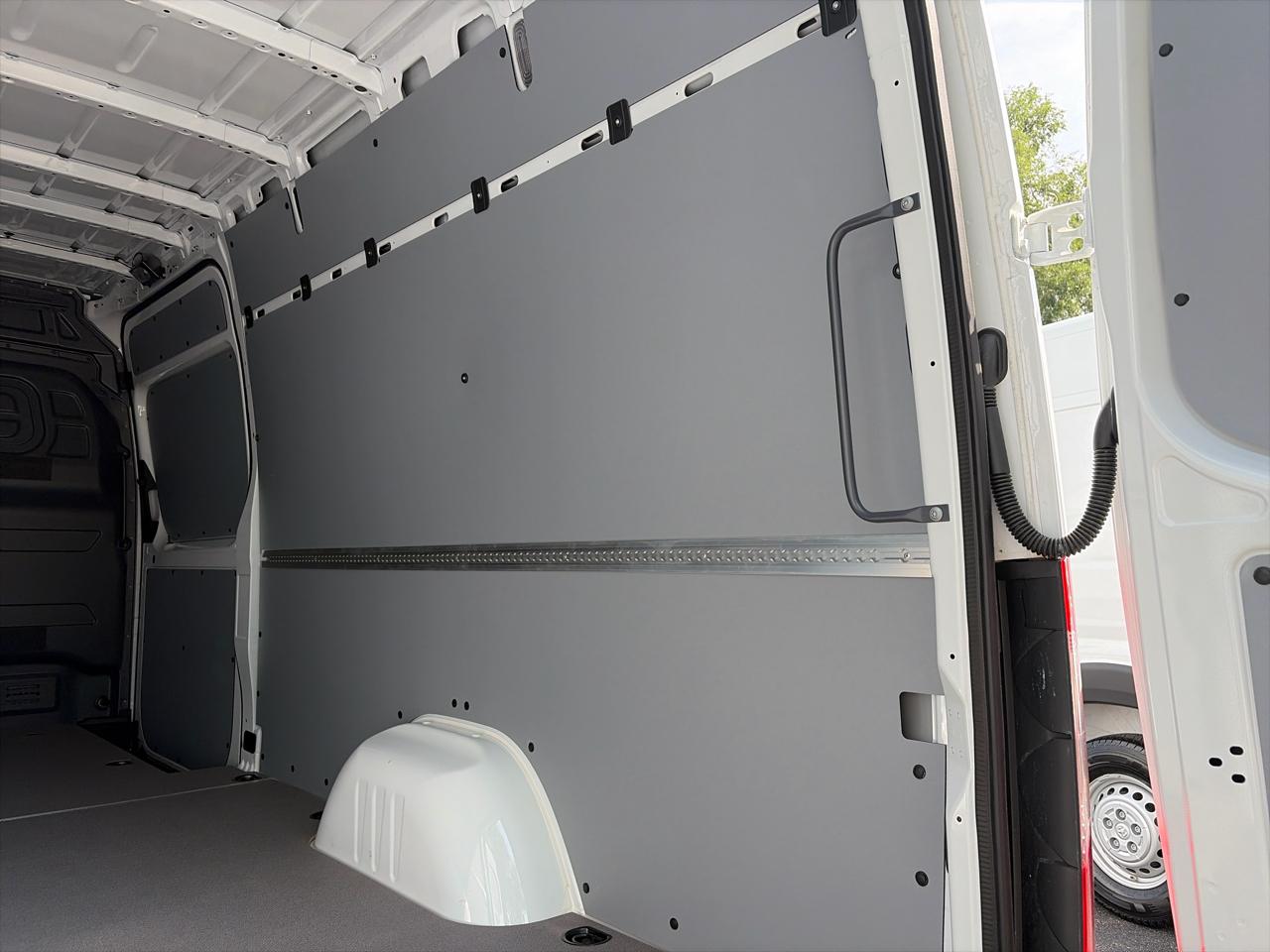Mercedes-Benz Sprinter Cargo Van 2500 High Roof I4 Diesel HO 170" AWD 2025
