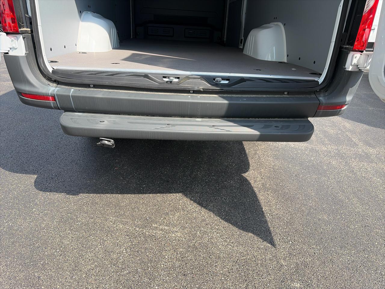 Mercedes-Benz Sprinter Cargo Van 2500 High Roof I4 Diesel HO 170" AWD 2025
