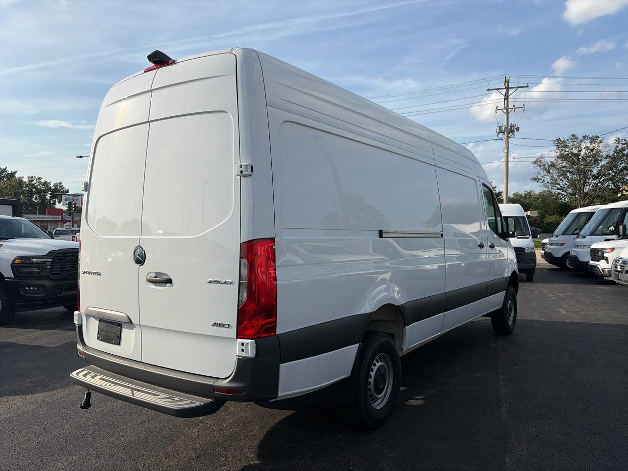 Mercedes-Benz Sprinter Cargo Van 2500 High Roof I4 Diesel HO 170" AWD 2025