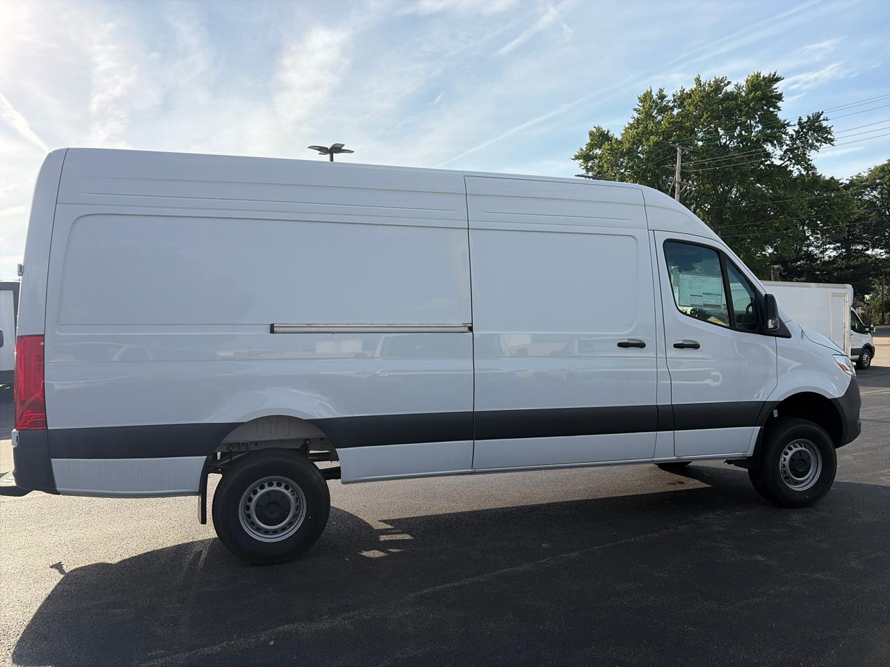Mercedes-Benz Sprinter Cargo Van 2500 High Roof I4 Diesel HO 170" AWD 2025