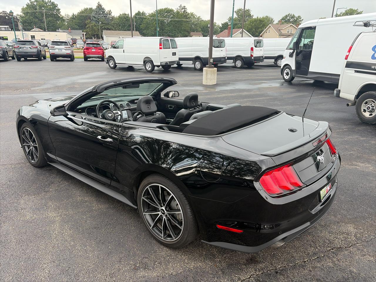 Ford Mustang EcoBoost Convertible 2022