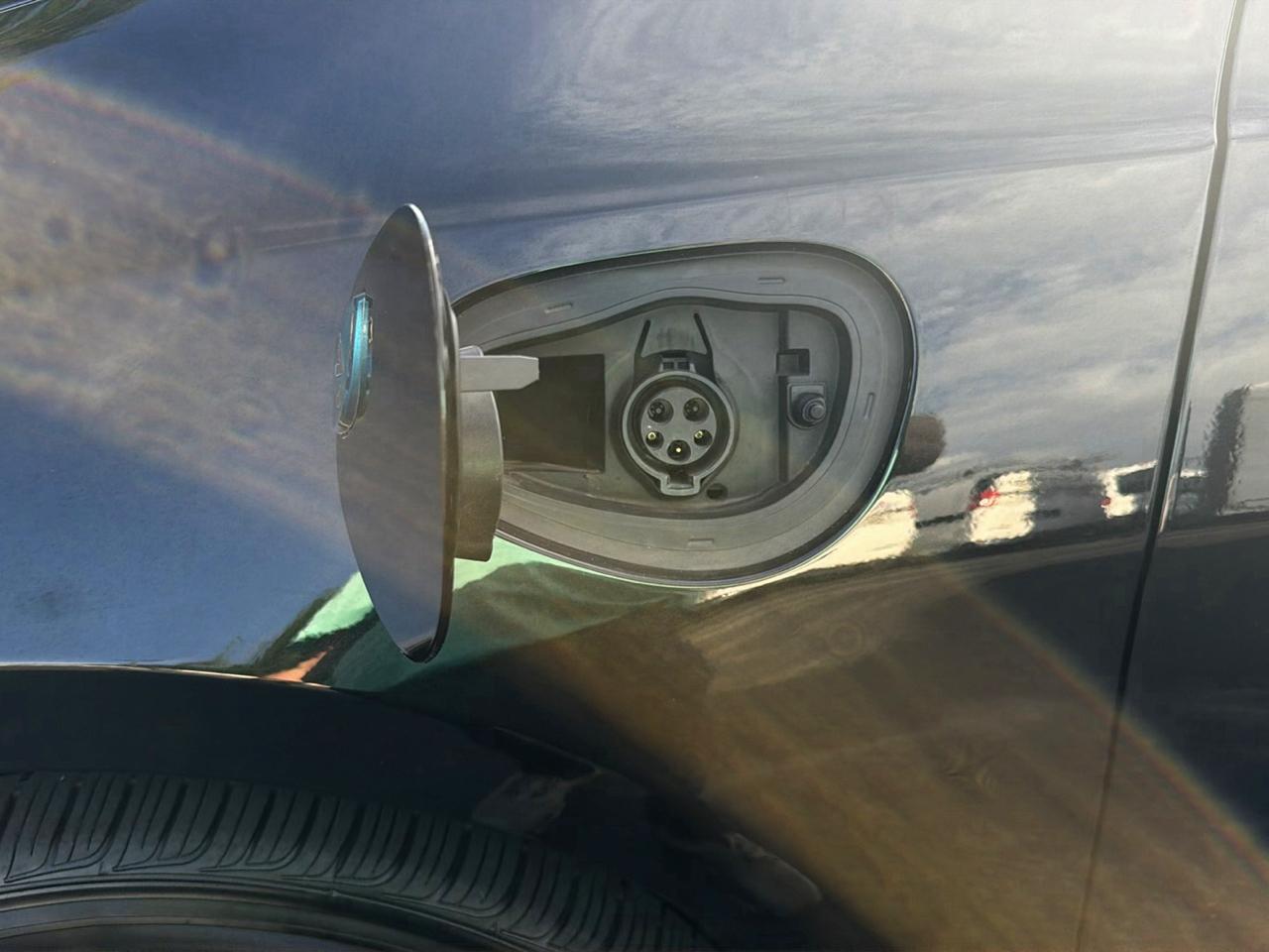 Chrysler Pacifica Hybrid Limited FWD 2022