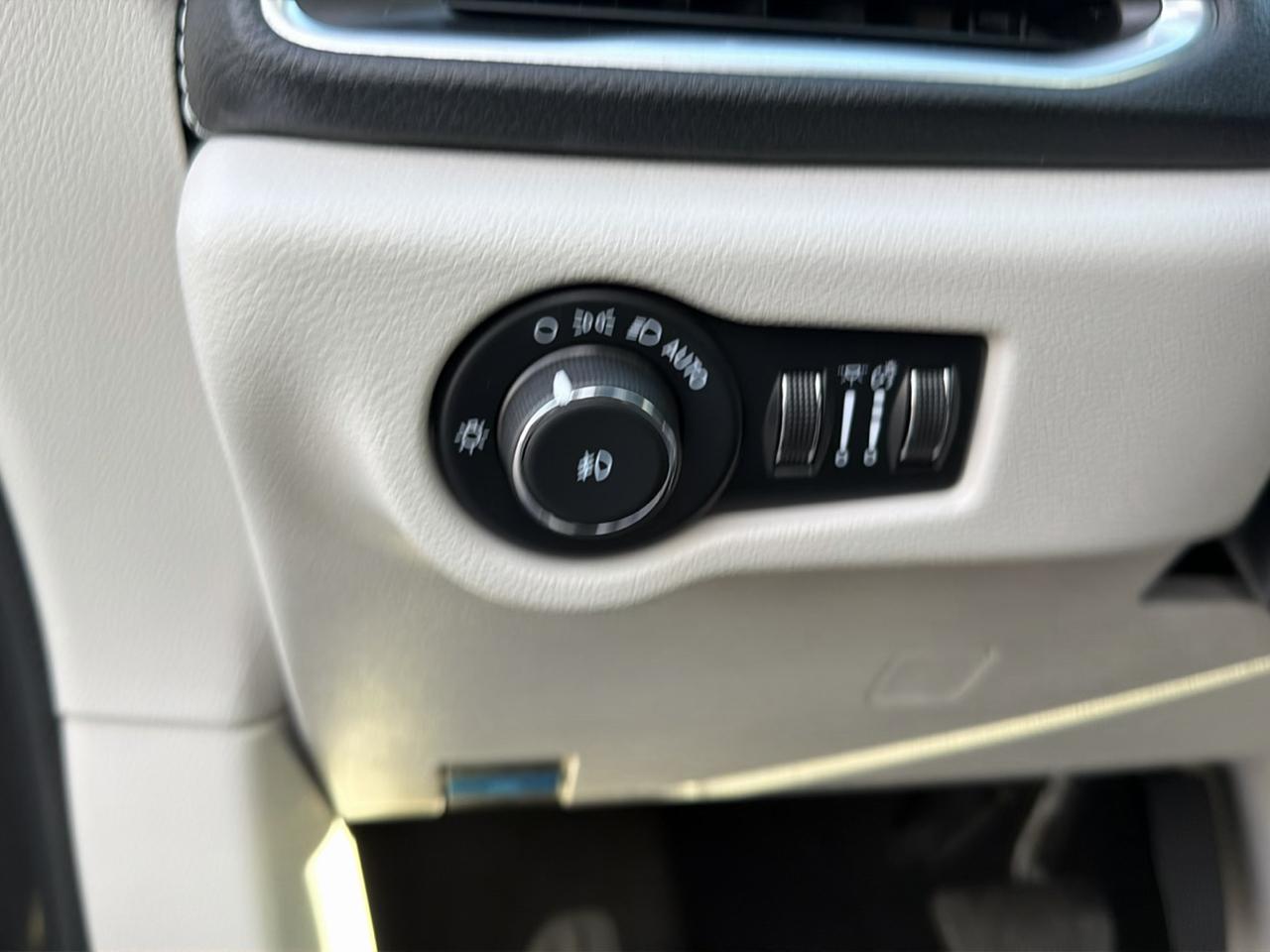 Chrysler Pacifica Hybrid Limited FWD 2022