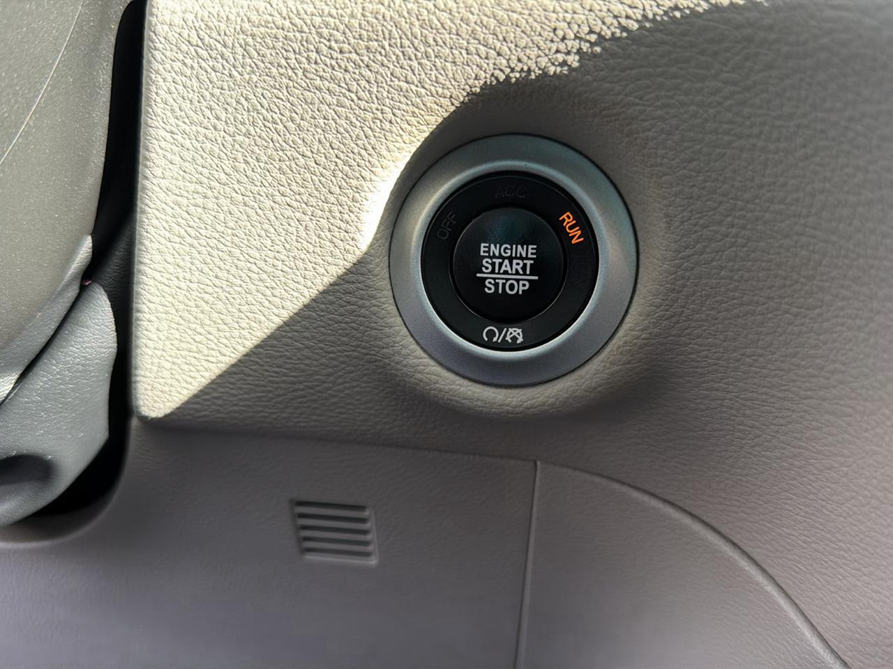 Chrysler Pacifica Hybrid Limited FWD 2022