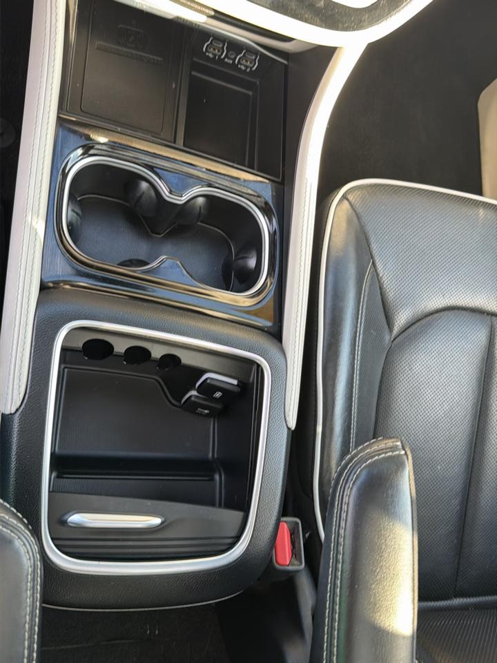 Chrysler Pacifica Hybrid Limited FWD 2022