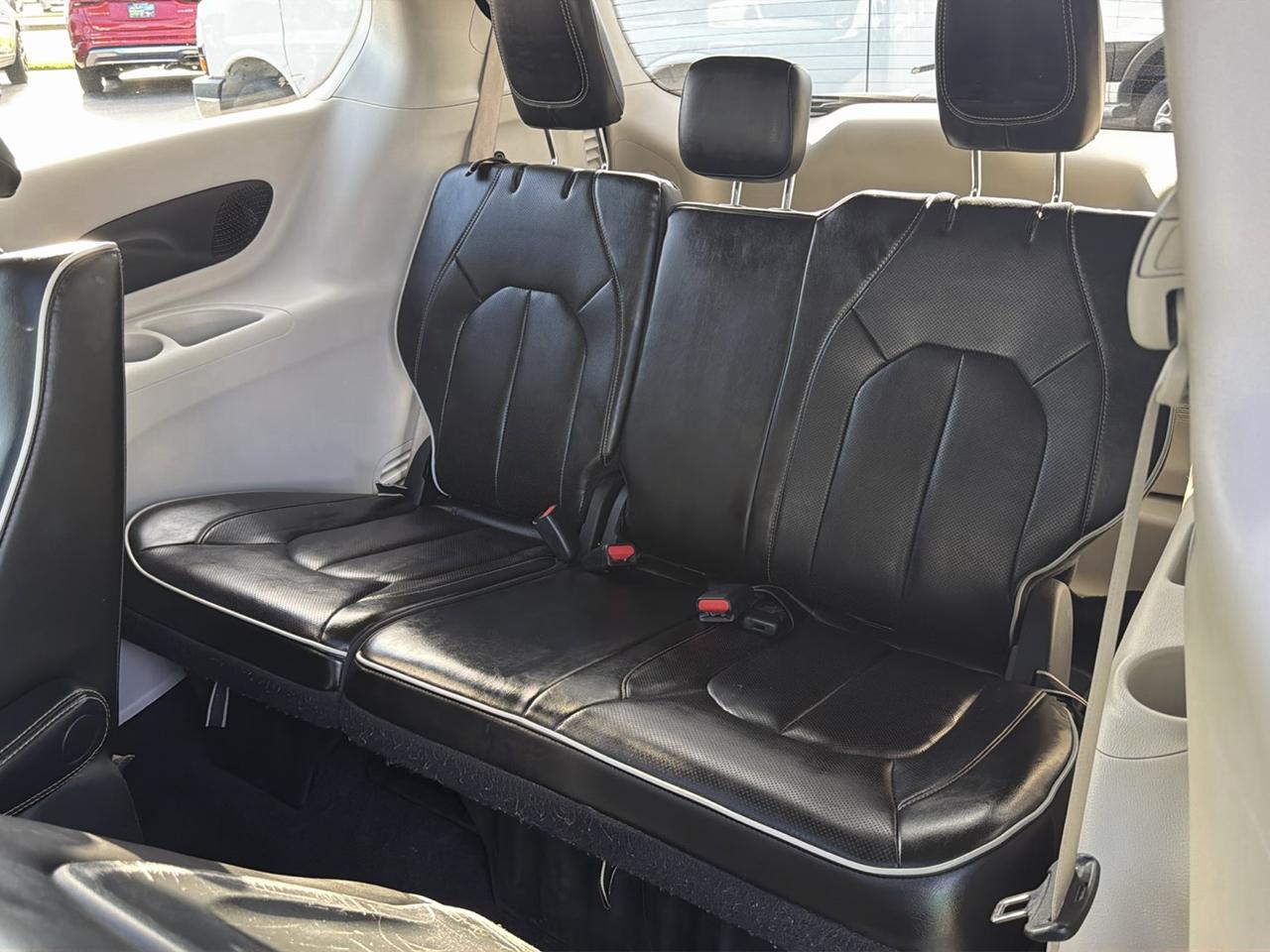 Chrysler Pacifica Hybrid Limited FWD 2022