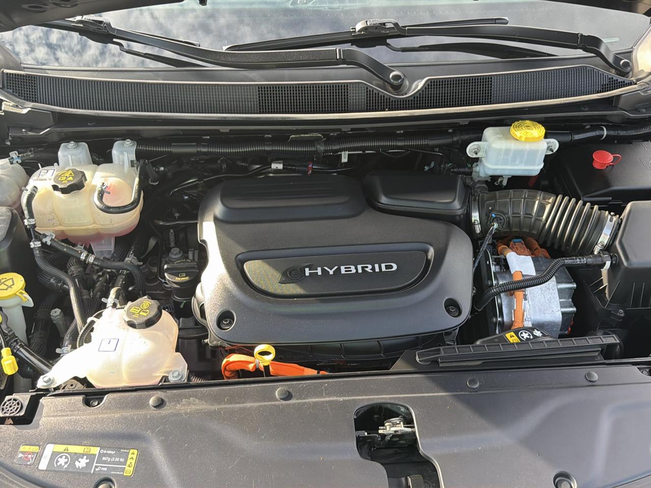 Chrysler Pacifica Hybrid Limited FWD 2022