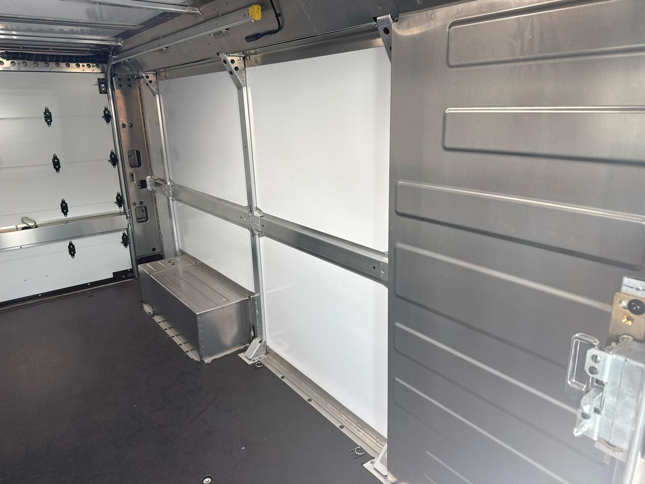 BrightDrop Zevo 600 eAWD 600 2024