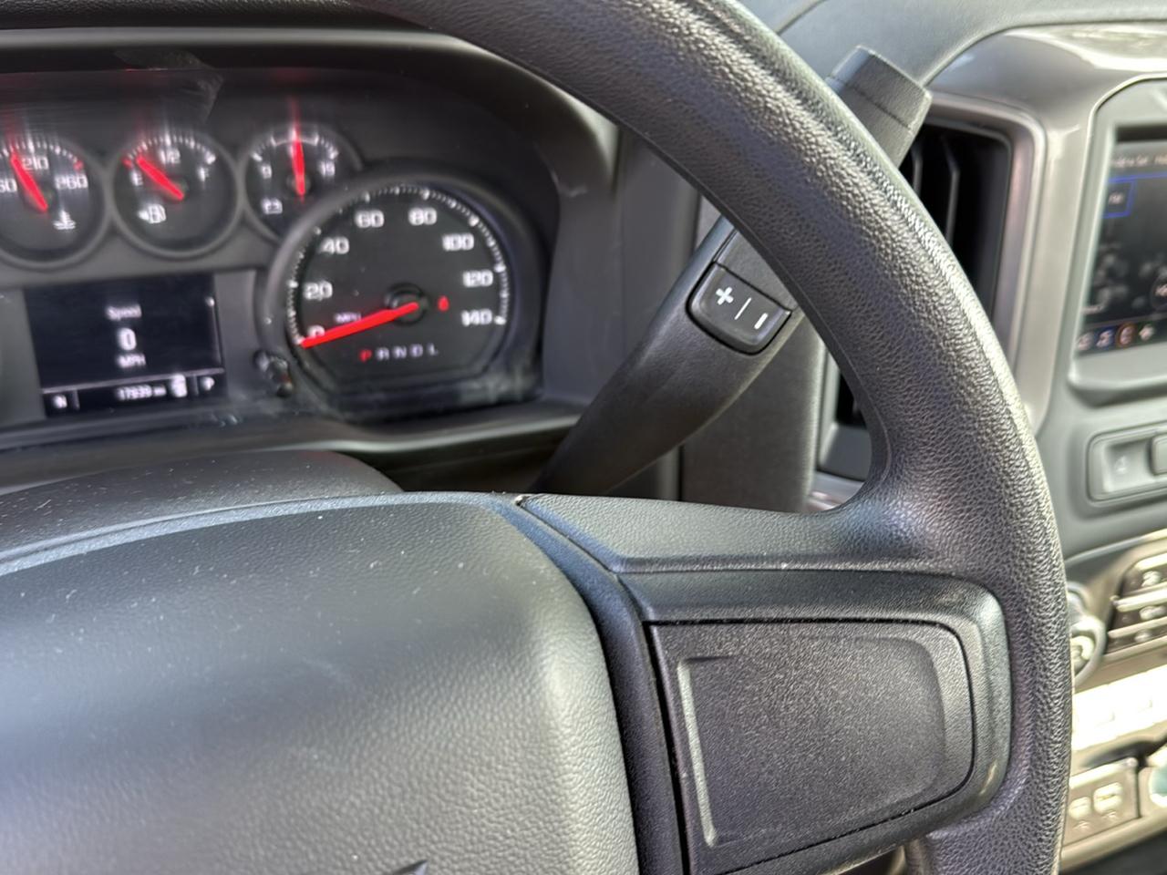 Chevrolet Silverado 1500 2WD Reg Cab 140" Work Truck 2025