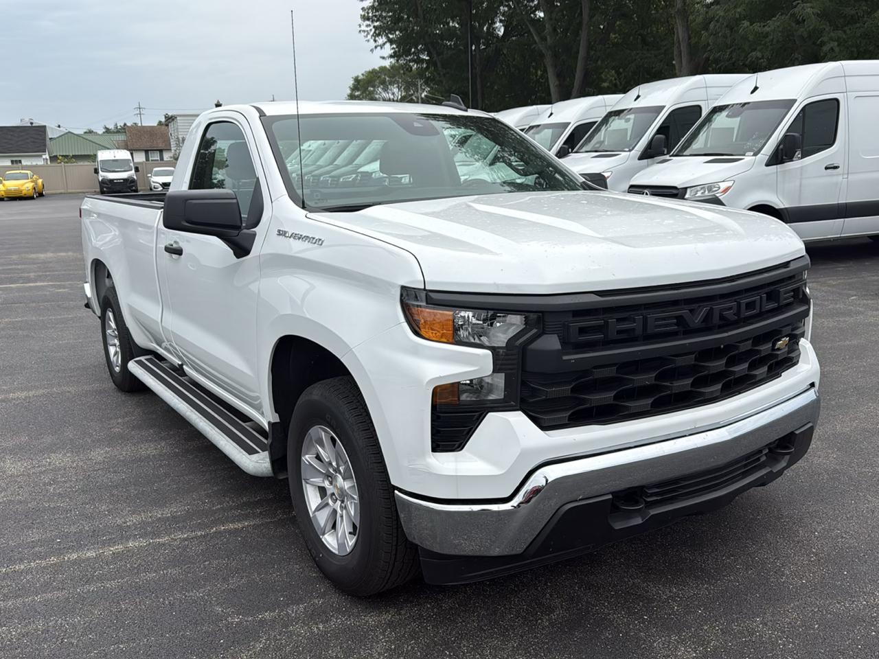 Chevrolet Silverado 1500 2WD Reg Cab 140" Work Truck 2025