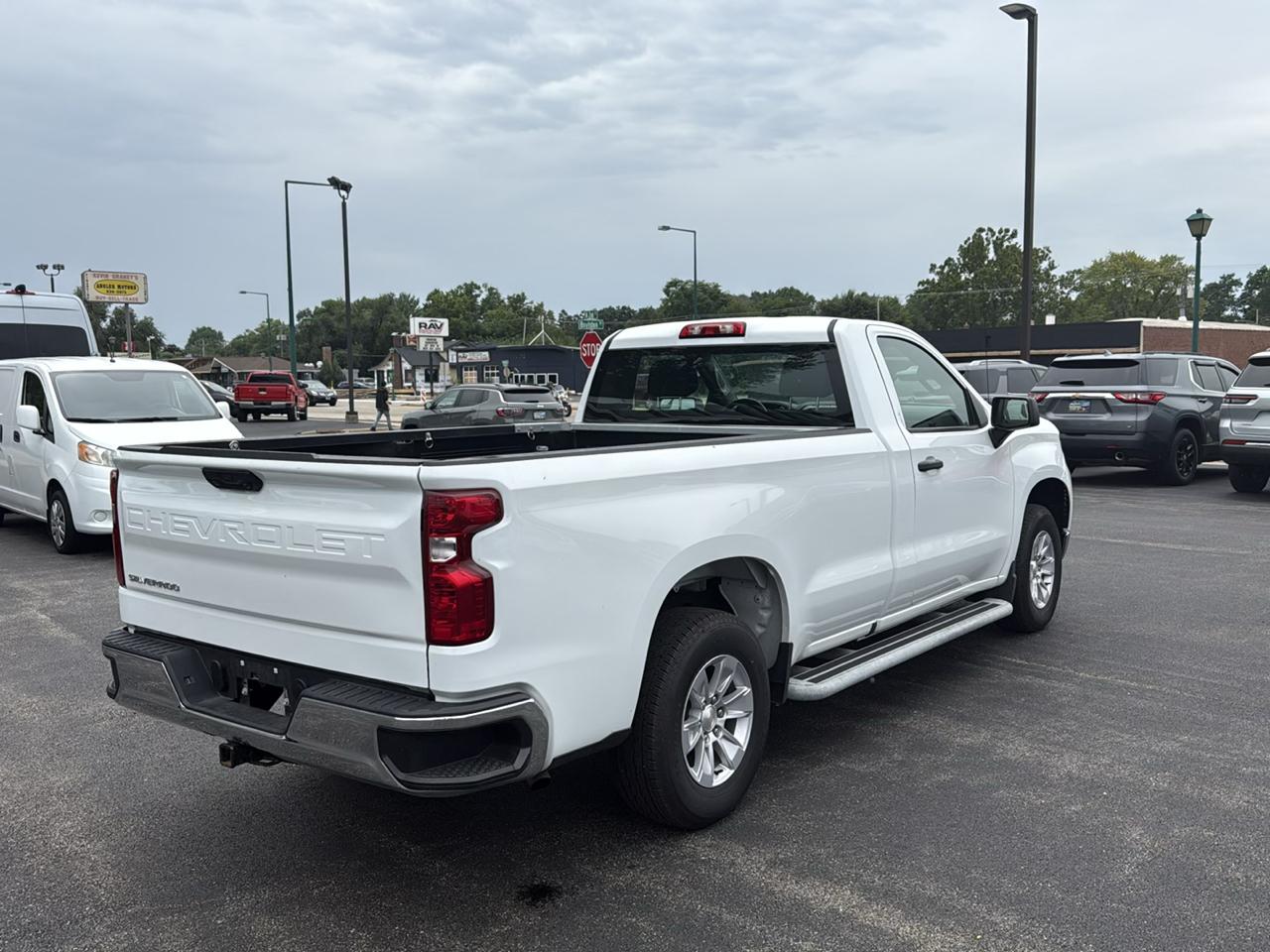 Chevrolet Silverado 1500 2WD Reg Cab 140" Work Truck 2025
