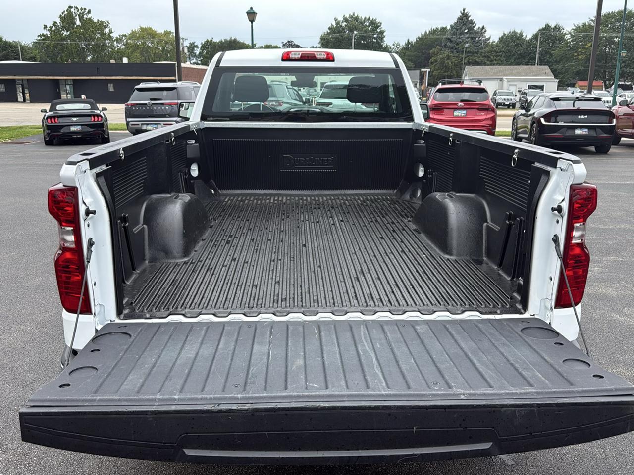 Chevrolet Silverado 1500 2WD Reg Cab 140" Work Truck 2025