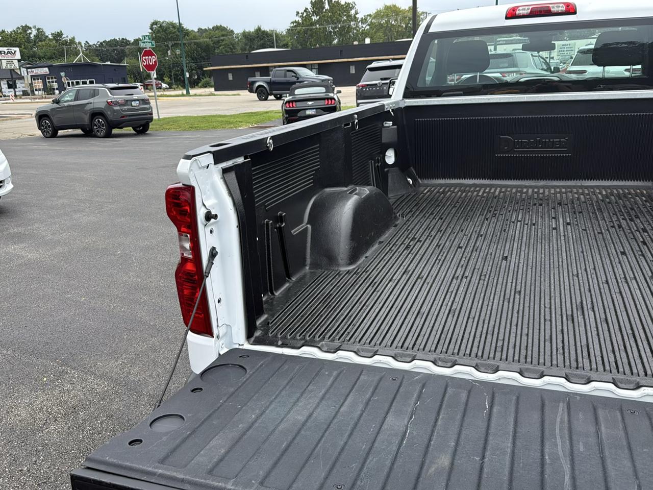 Chevrolet Silverado 1500 2WD Reg Cab 140" Work Truck 2025