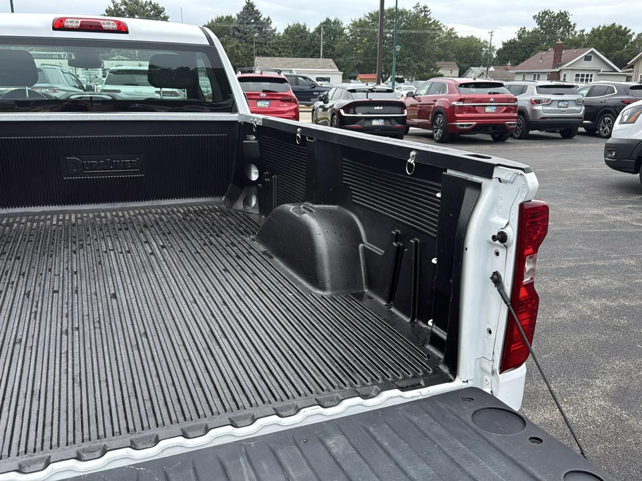 Chevrolet Silverado 1500 2WD Reg Cab 140" Work Truck 2025