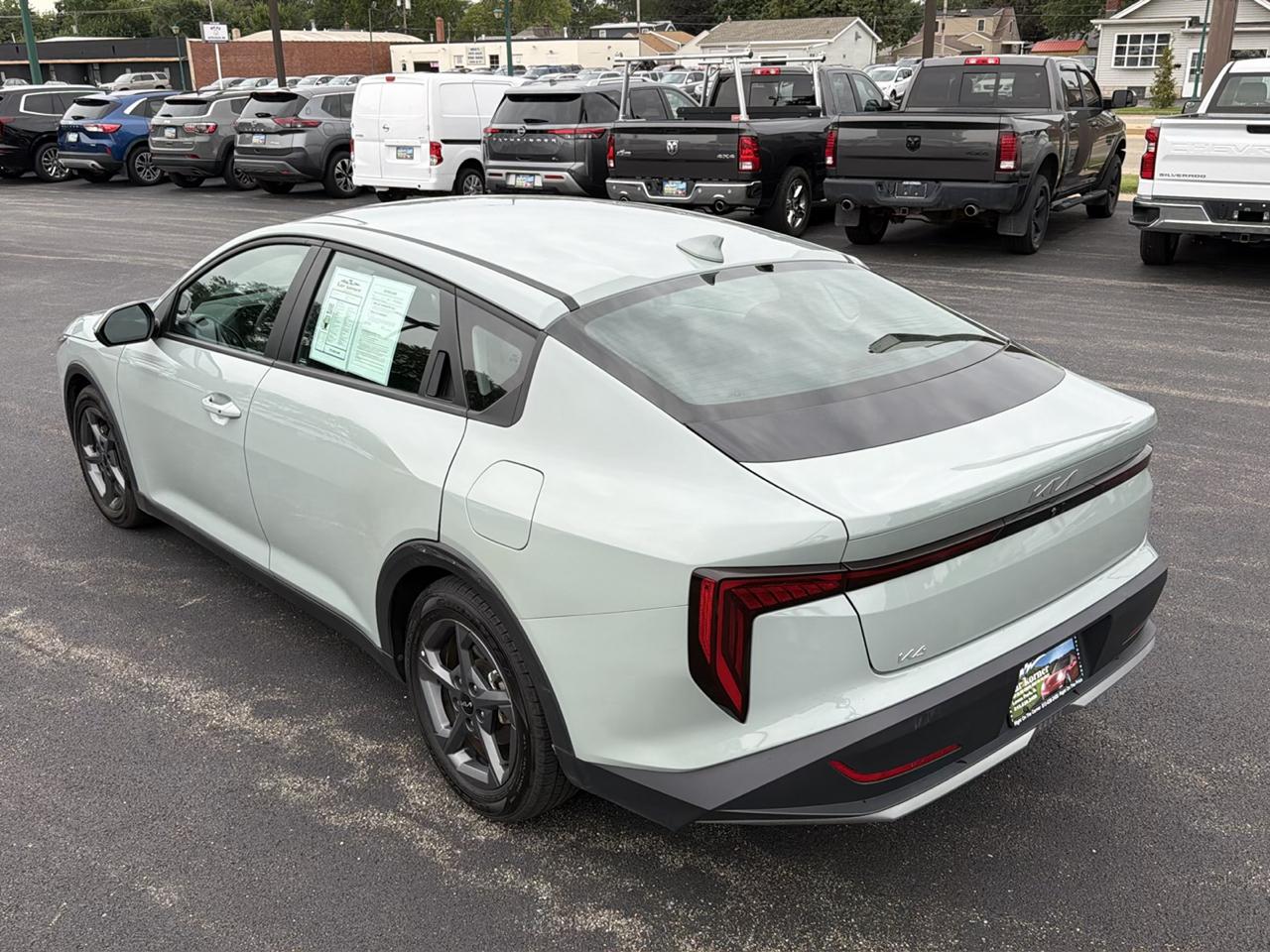 Kia K4 LXS FWD 2025