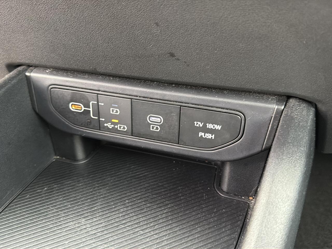 Kia K4 LXS FWD 2025