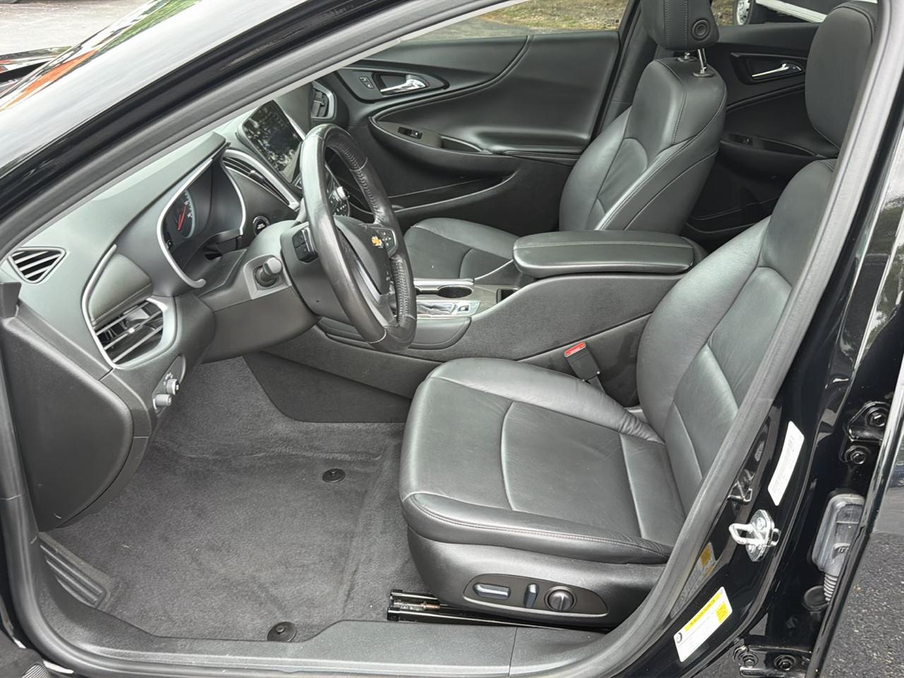 Chevrolet Malibu 4dr Sdn LT 2022