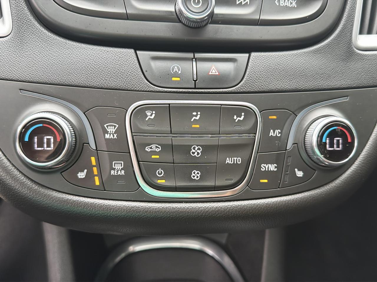 Chevrolet Malibu 4dr Sdn LT 2022
