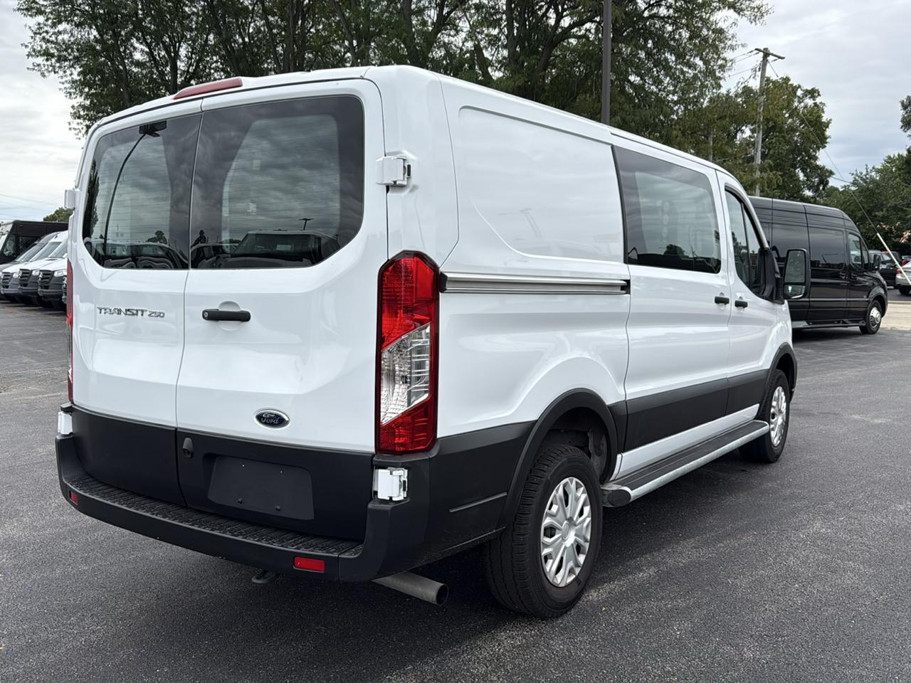 Ford Transit Cargo Van T-250 130" Low Rf 9070 GVWR RWD 2025