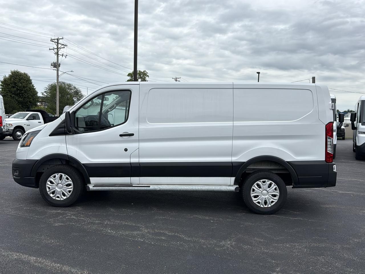 Ford Transit Cargo Van T-250 130" Low Rf 9070 GVWR RWD 2025