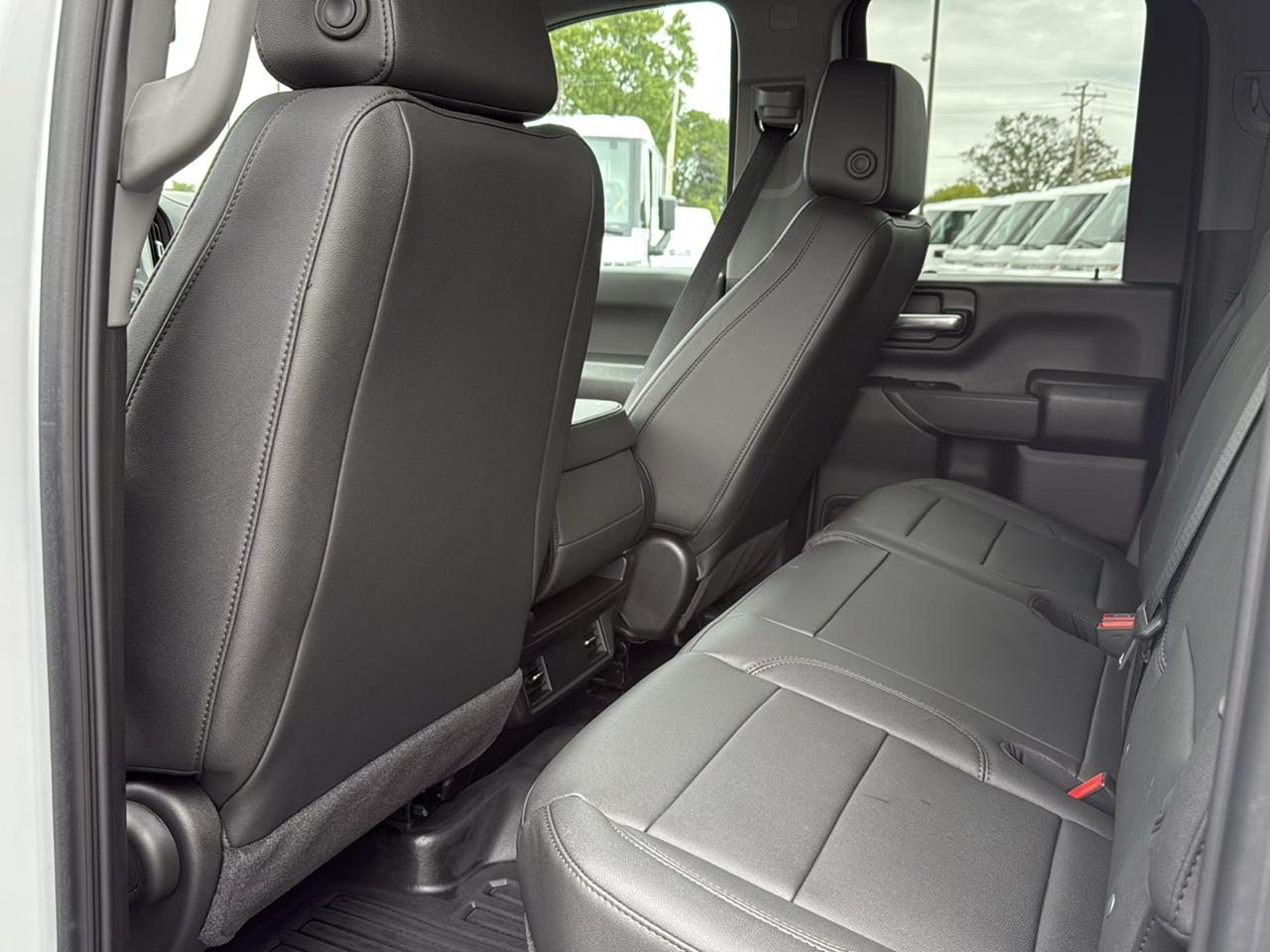 Chevrolet Silverado 2500HD 4WD Double Cab 162" Work Truck 2025