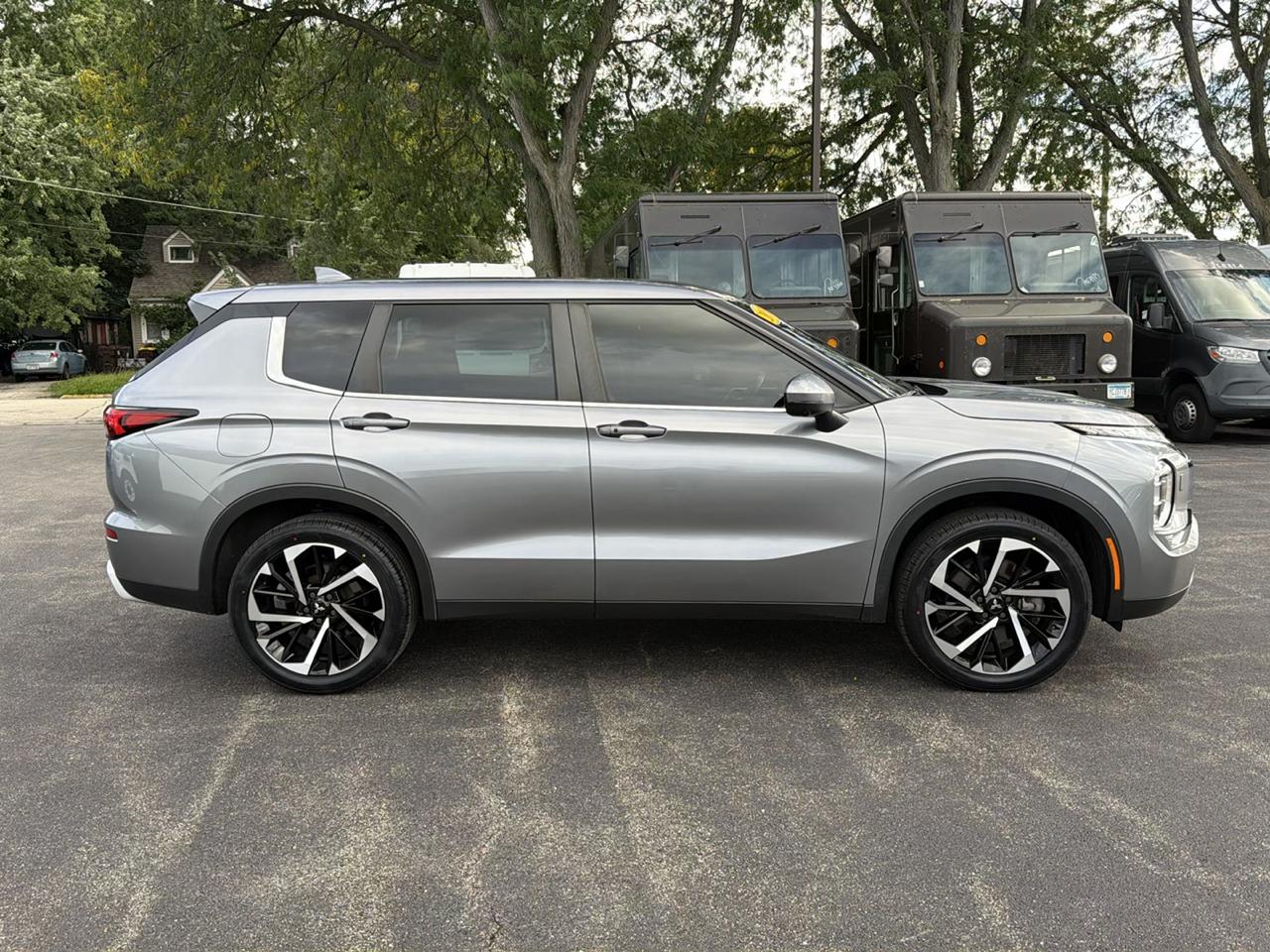 Mitsubishi Outlander SE Black Edition S-AWC 2023