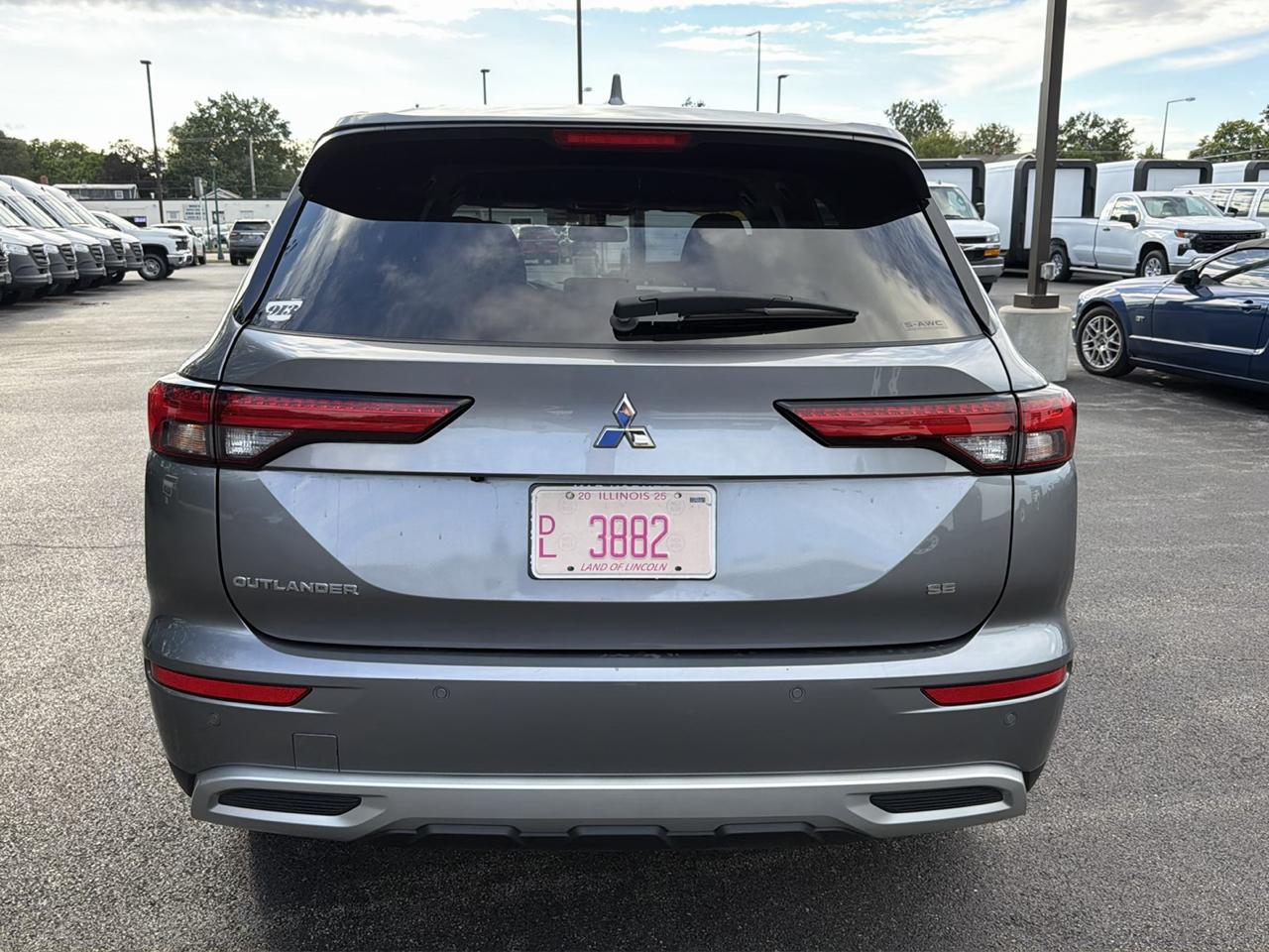 Mitsubishi Outlander SE Black Edition S-AWC 2023