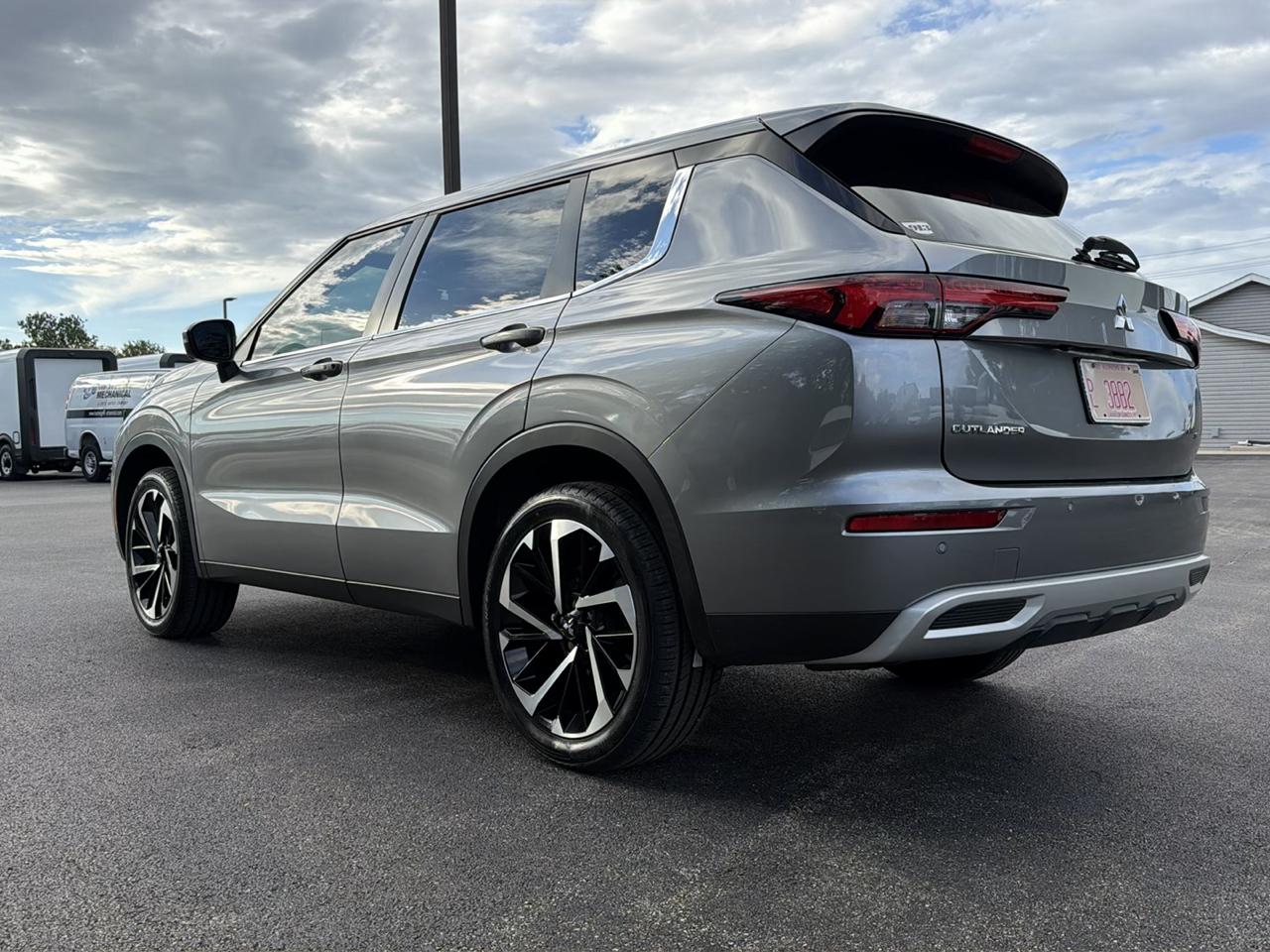 Mitsubishi Outlander SE Black Edition S-AWC 2023
