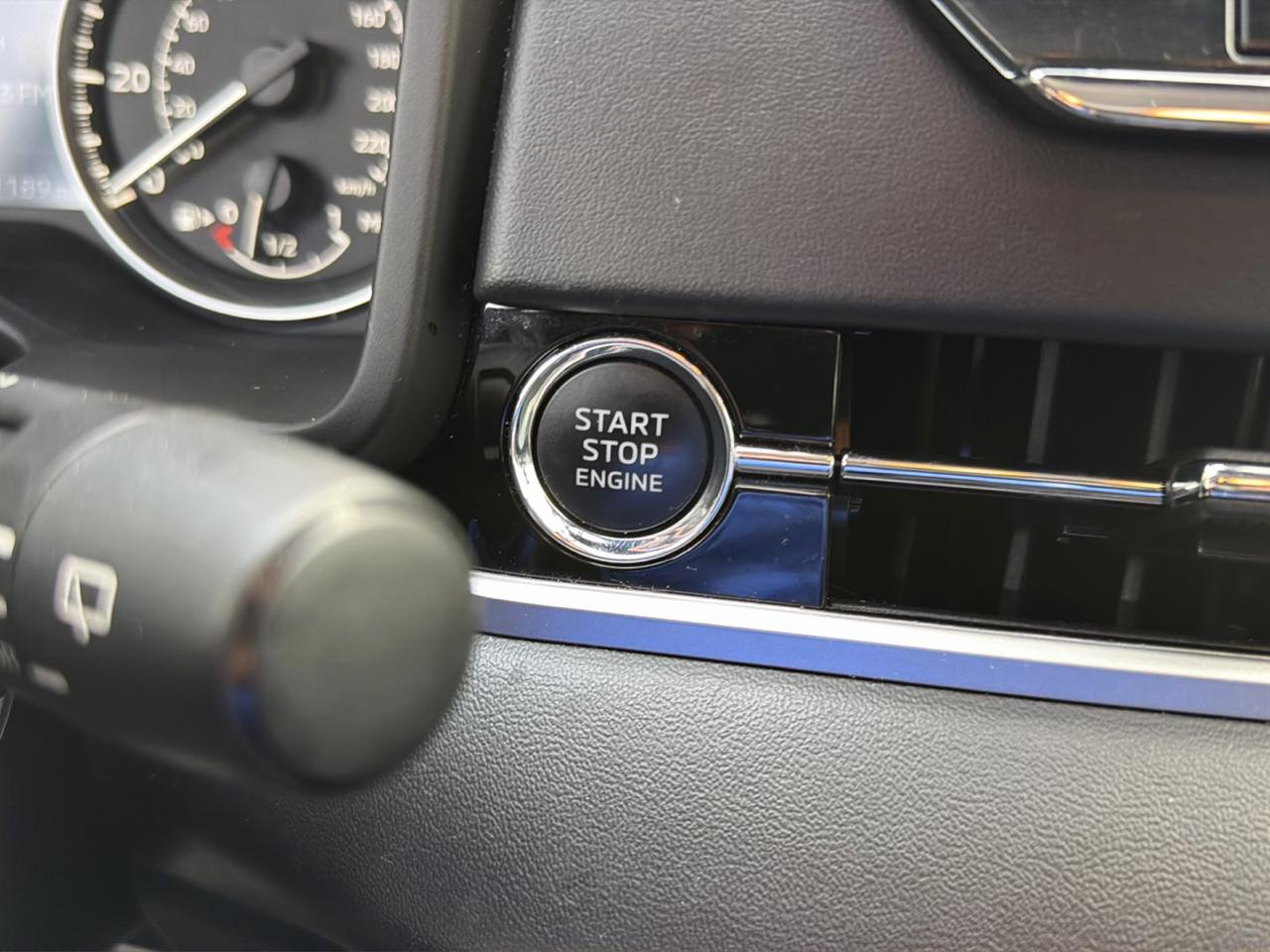 Mitsubishi Outlander SE Black Edition S-AWC 2023