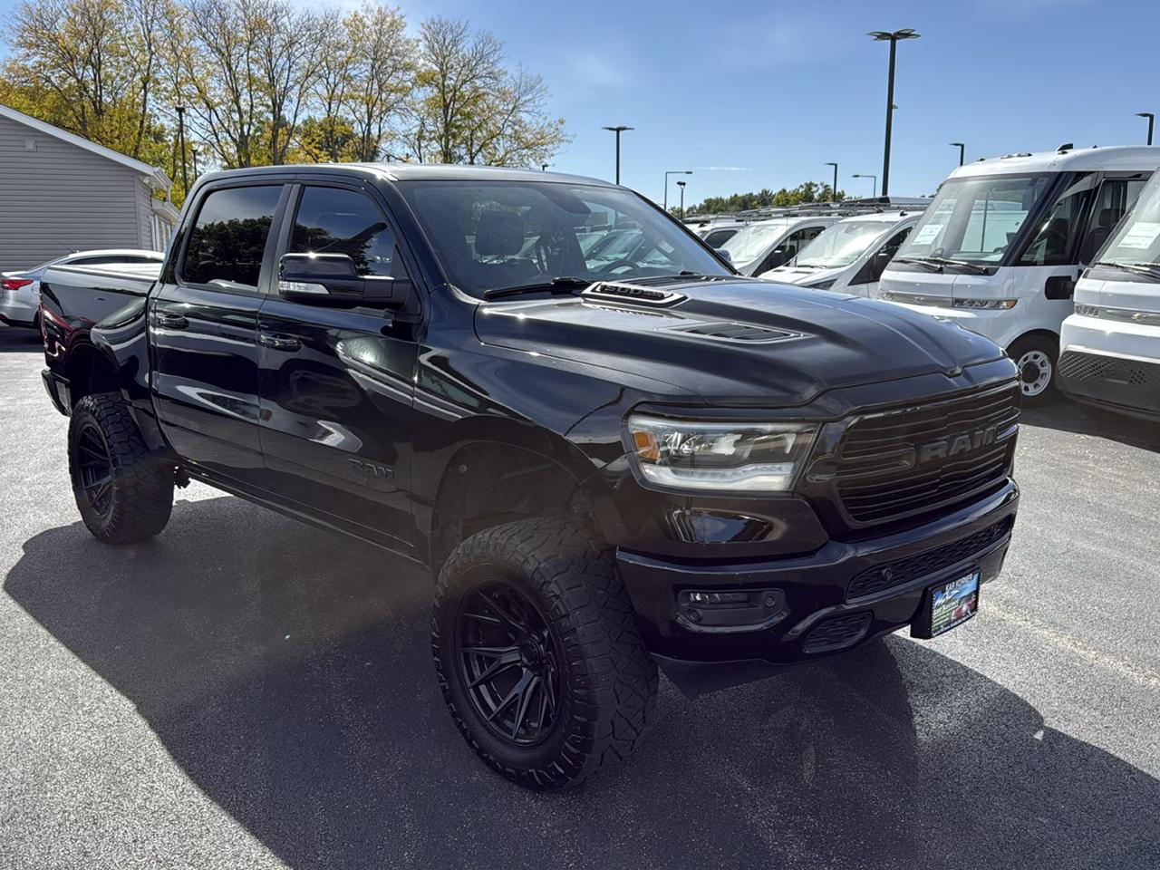 RAM 1500 Sport 4x4 Crew Cab 5'7" Box 2019