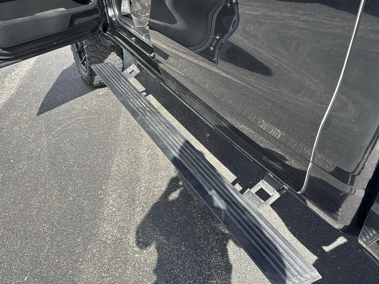 RAM 1500 Sport 4x4 Crew Cab 5'7" Box 2019