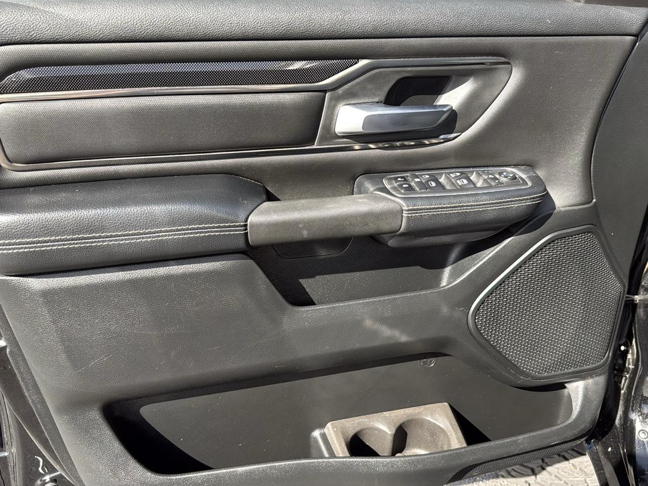 RAM 1500 Sport 4x4 Crew Cab 5'7" Box 2019