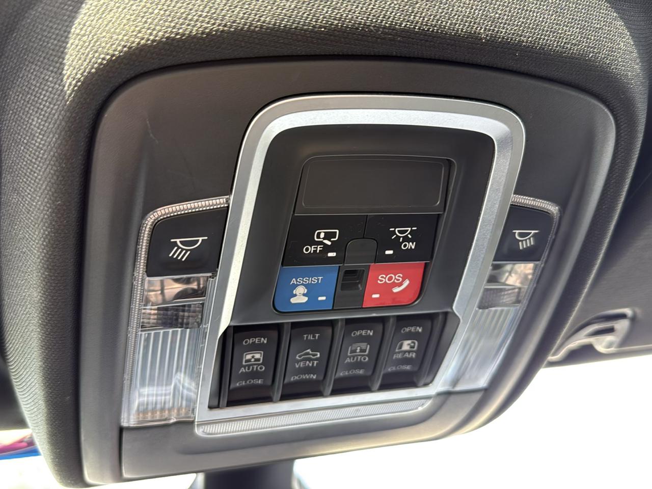 RAM 1500 Sport 4x4 Crew Cab 5'7" Box 2019
