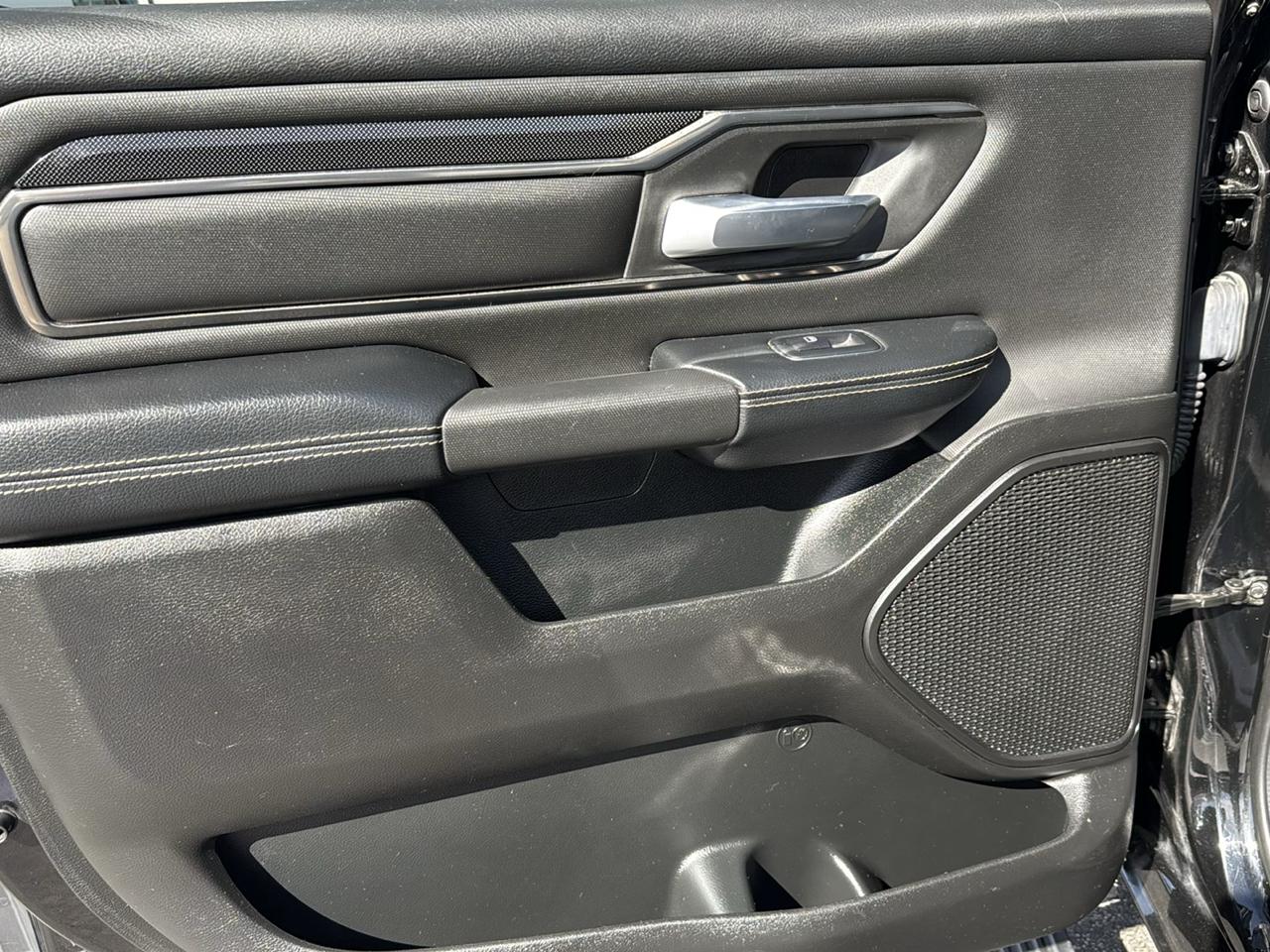 RAM 1500 Sport 4x4 Crew Cab 5'7" Box 2019