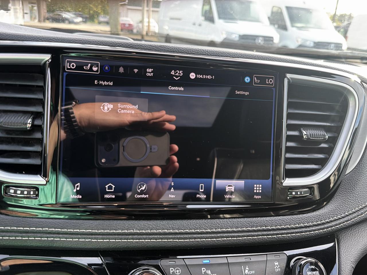 Chrysler Pacifica Hybrid Premium S Appearance Pkg FWD 2024