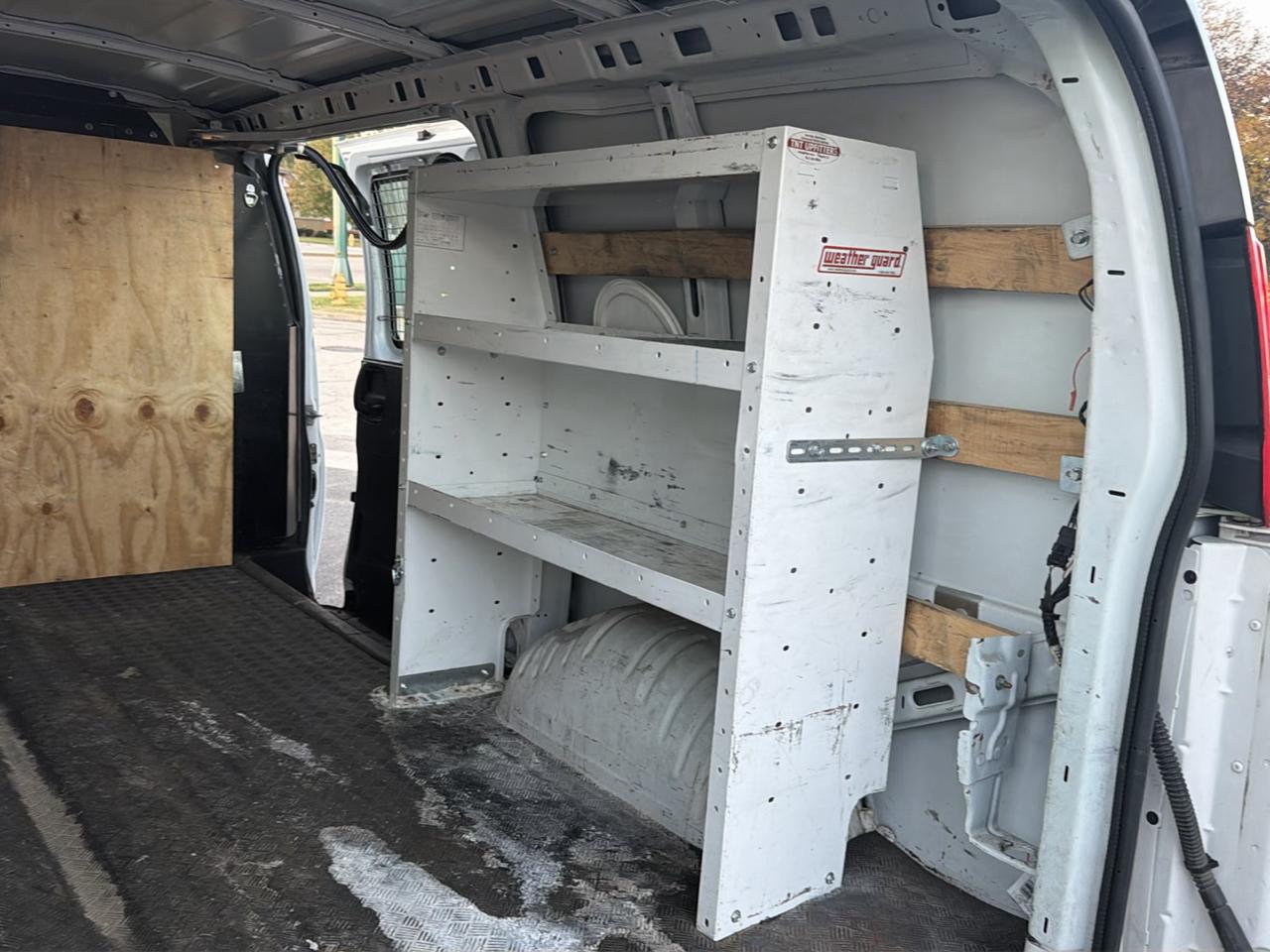 GMC Savana Cargo Van RWD 2500 135" 2021