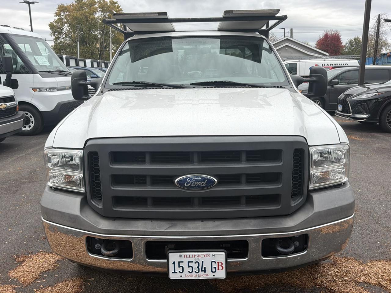 Ford Super Duty F-250 Reg Cab 137" XLT 2005