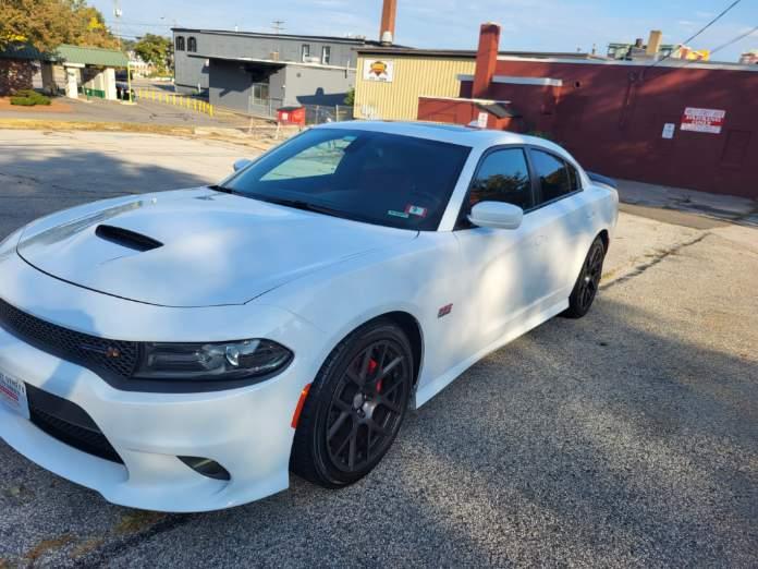 2016 Dodge Charger SRT8 Scat Pack photo 2