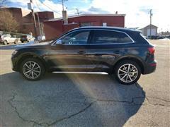 2022 Audi SQ5 